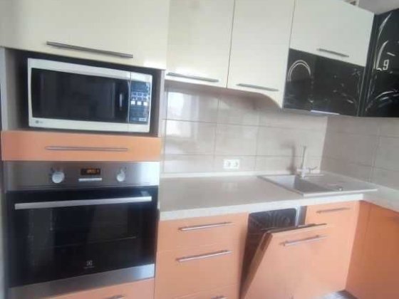 3-х комнатная квартира на Сахарова Одеса