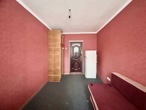 Продам кімнату в гуртожитку на Митрофанова Шкарівка