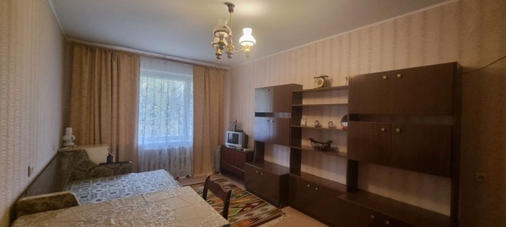 Оренда квартири на Таврійському . Перший поверх . - фото 1