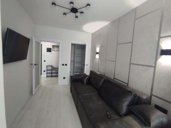 Здається в оренду 1 кімнатна новобудова - фото 1