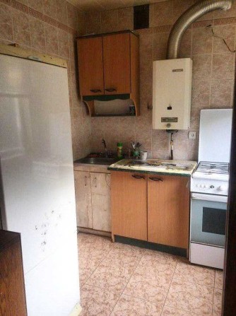 Оренда 3-кімнатної квартири по вул. Революції Гідності (Супруна) - фото 1