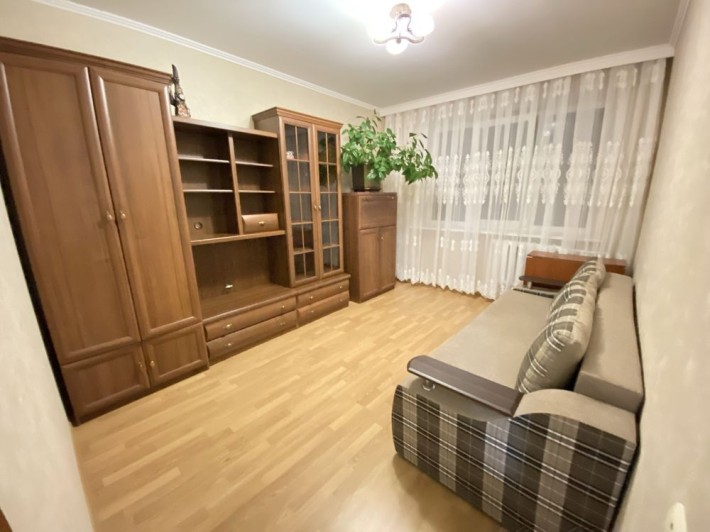 ВЛАСНИК Здається 2-х кімнатна кваритира ПРОСПЕКТ/МАЙДАН ВІЛЬНА!! - фото 1