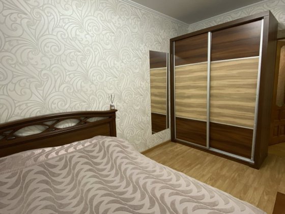 2 кім квартира з гарним ремонтом Проспект Чернівці