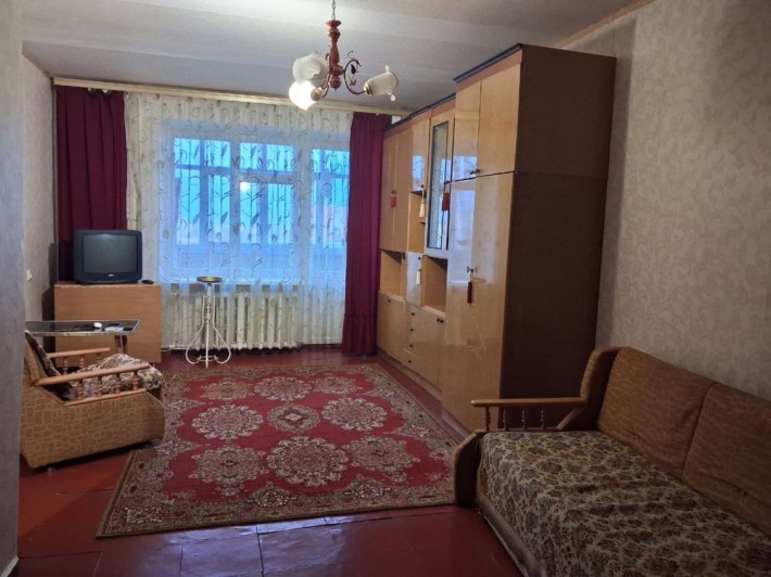 1-кімнатна квартира в центрі міста - фото 1