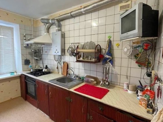 2-К Подол, Богдана Хмельницкого Полтава