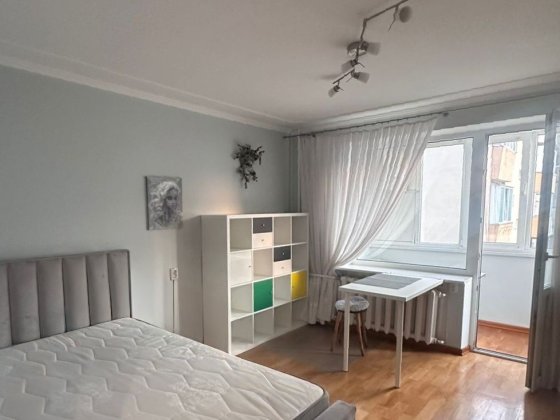 Оренда 3 - кім квартири на вул. Руська (Гравітон) Чернівці