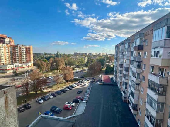 Океан! 3 Кімнатна квартира. Світло НЕ вимикають! Є гараж у дворі Полтава