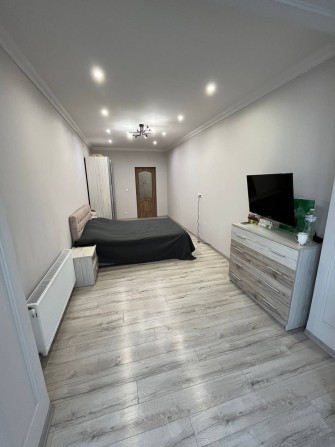 Здається 1кімн.+ Кухня студія в новобудові Ентузіастів Головна - фото 1