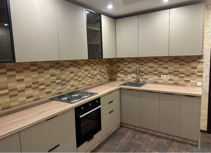 Левада. Здається 1-кімнатна квартира - фото 1