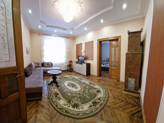 2-х кімнатна, центр, власник. Чернівці