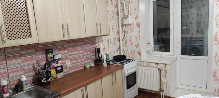 Оренда 1-кімнатної квартири в НОВОБУДОВІ по вул. Збройних Сил України - фото 1