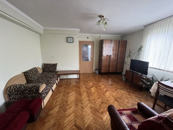 Квартира 3 кімнати вул. Дзержика Черновцы