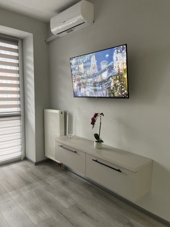 Здається 1.5 кімнатна в новобудові  в районі ТРЦ" Токіо" - фото 1