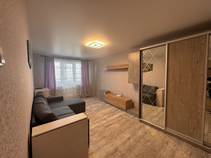 2 кім.кв на Митниці - фото 1