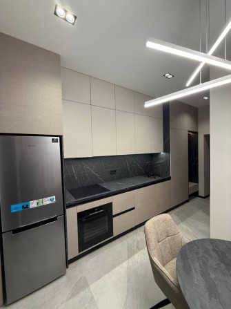 ДИЗАЙНЕРСЬКА 1-кім VIP квартира Дзержика(роша КЛУБ)(7хв до ТЦ МАЙДАН) - фото 1