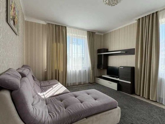 2к з великою кухнею Ужгород