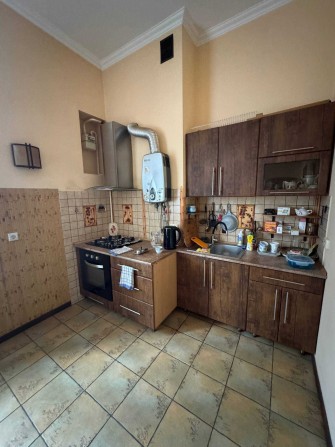 Оренда 1-кімнатної квартири в самому центрі міста! - фото 1