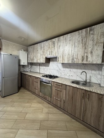 Оренда 2к кв в новобудові - фото 1