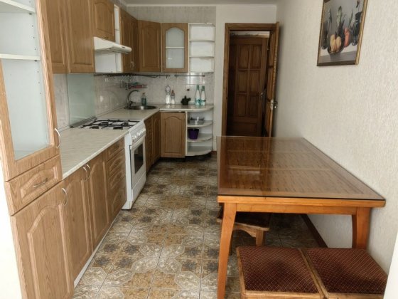 Оренда 3 комн квартири по вул. Гоголя - Кривалiвська Черкаси