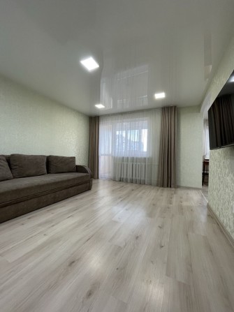 Здаю 3-кімнатну квартиру в центральній частині міста - фото 1