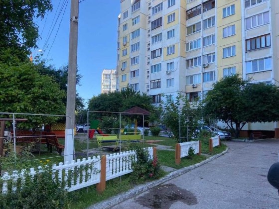 1-кімн в центрі(ІБогуна 51)власник, можно на короткий термін