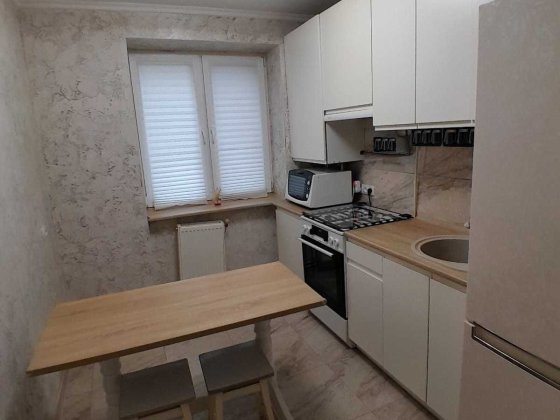 Здам на тривалий період 2- кімн. вул. Героїв 128 бригади/Грушевського Ужгород