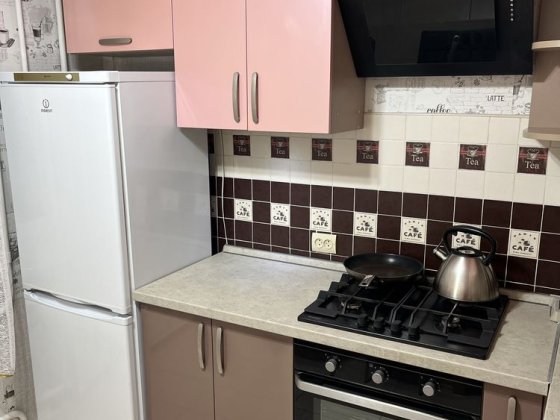 Оренда гарної, укомплектованої 1 кім квартири, світло не вимикають