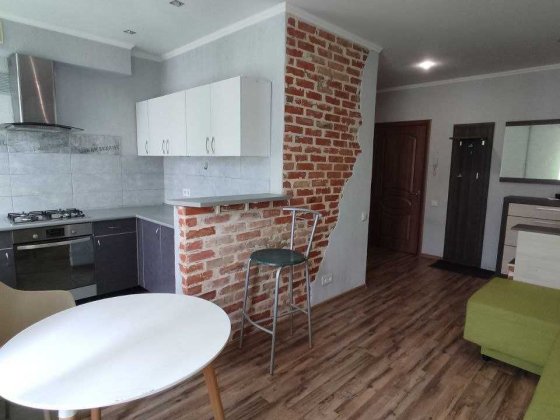 Оренда 2-кімнатної квартири. Центр-центр. Черкассы