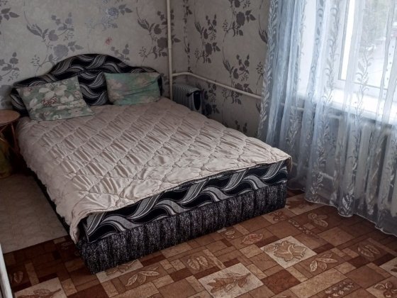 Здам 2-х кімнатну квартиру в р-н Круг на длительний срок. Чернигов