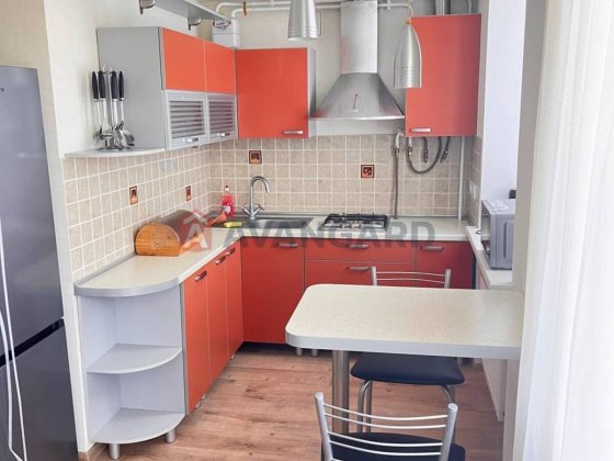 Здається в оренду 2-х кім. кв. в центрі (Хрещатик 190) Черкассы