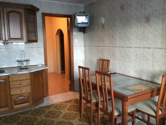 Оренда 2-х кімнатної квартири, м.Київ Харківське шосе 56, без комісії.