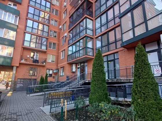 2-ох новобудова , вул. Чорноморська Чернівці