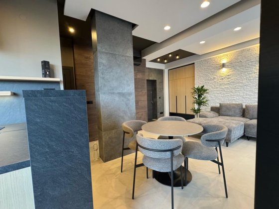 Оренда квартири з дизайнерським ремонтом/центр міста Ужгород