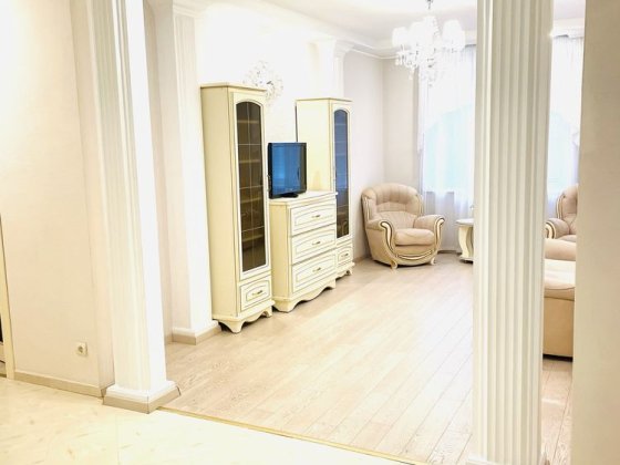 Оренда від власника 3-кімнатної квартири на Урлівській 23в Киев