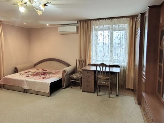 Оренда.Однокімнатна квартира на Замості.Павла Тичини Винница