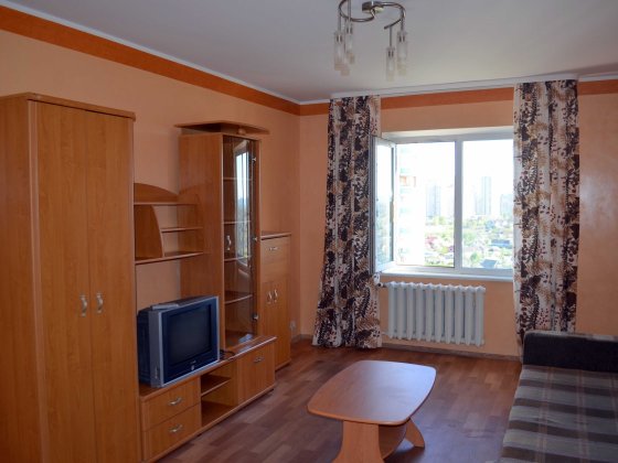 Здається 1-кімнатна квартира на Троєщині. Без комісії! Киев