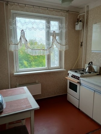 Здається 3 кімнатна квартира Руставі - фото 1