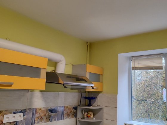 2к після ремонту вул.Веденська 26 ст.м Контрактова площа 10 хв пішки Киев