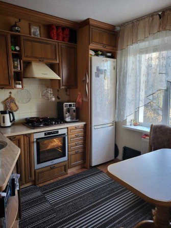 Здам з гарним ремонтом 4 кімн кв біля маг. Прогрес, центр . - фото 1