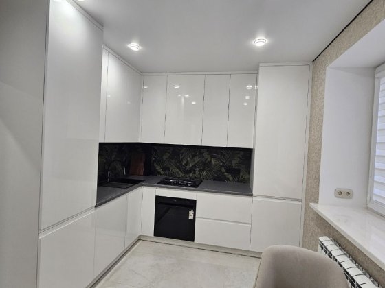 Здам  квартиру в  ЖК "Щасливий-1"