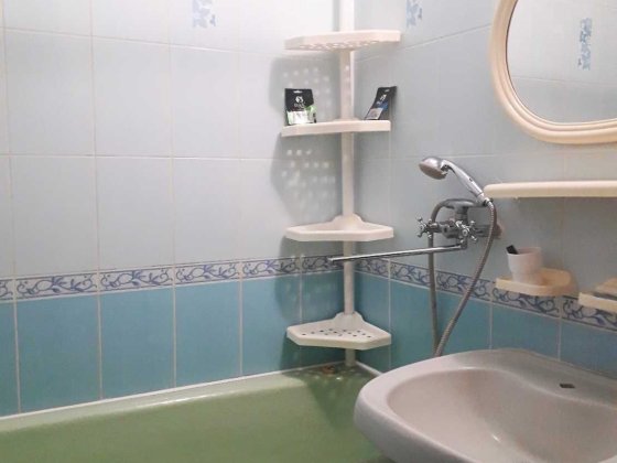 1-кімнтна, ЦУМ, світло є завжди, 7000 за все Чернигов