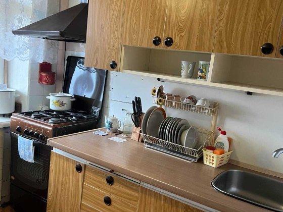 Сдам 3 комн на Грушевского, околоцентр