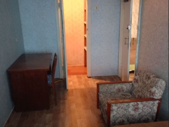 Здається 2 кімнатна квартира на Зеленій