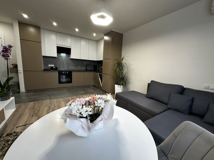 Довгострокова оренда квартири ЖК Файна Таун. Салютна 2 - фото 1