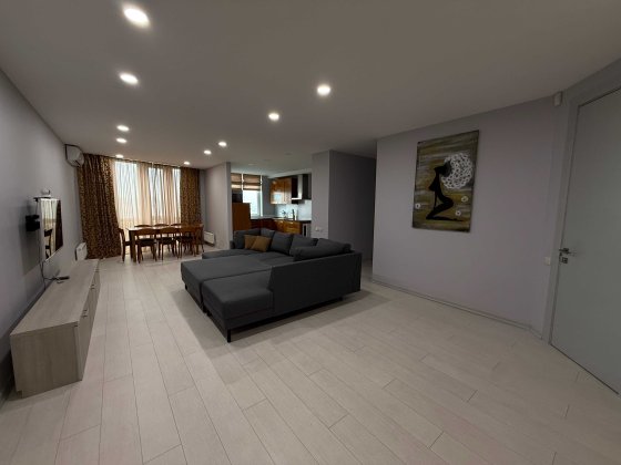 Здам довгостроково видову 3-к квартиру, Київ, Дніпровський, 1000 $/міс