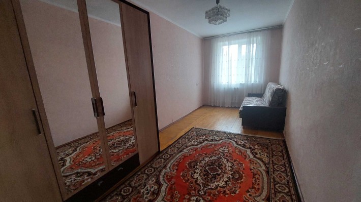 Оренда 2 к квартири на проспекті Юності - фото 1