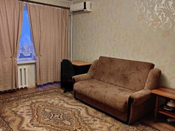 1 к.квартира на ж/м Ломівський.