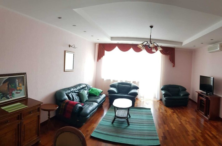 Здам в оренду 3-к квартиру по вул. Провіантська 3 (м. КПІ) - фото 1