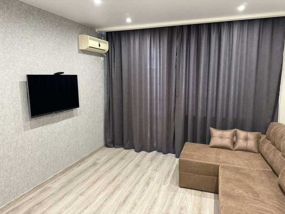 Сдам 2-х комнатную квартиру пр. Александра Поля, 13