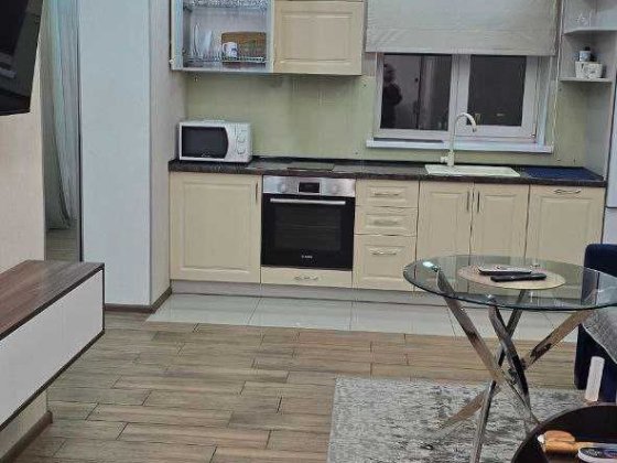 Оренда 1кімнатна квартира студія метро Васильківська- Іподром